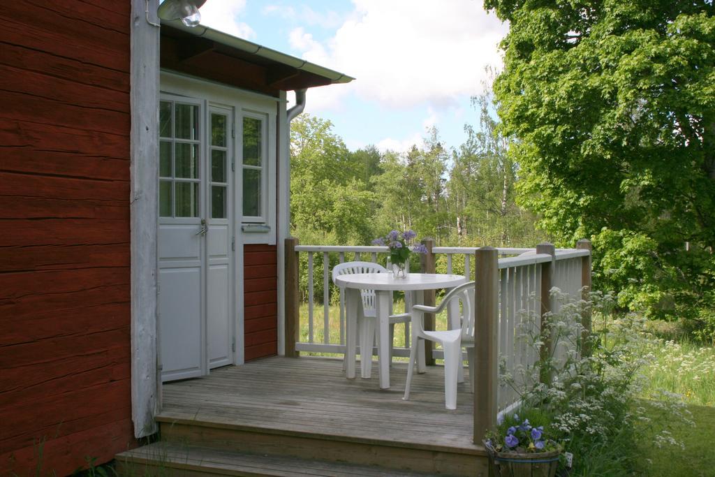 Villa Braennsjoetorp Målilla Habitación foto